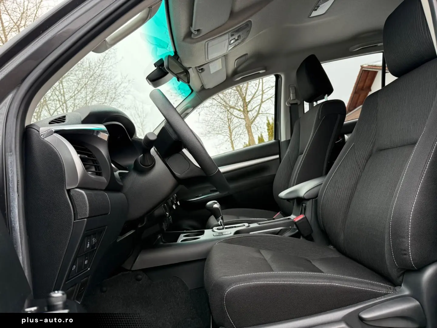 TOYOTA Hilux Double Cab Comfort 4x4