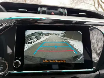 TOYOTA Hilux Double Cab Comfort 4x4