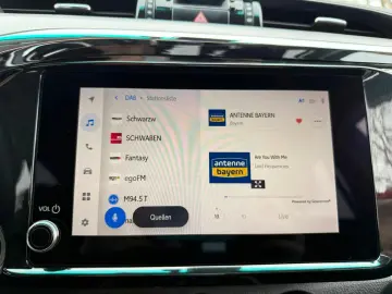 TOYOTA Hilux Double Cab Comfort 4x4