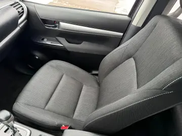 TOYOTA Hilux Double Cab Comfort 4x4