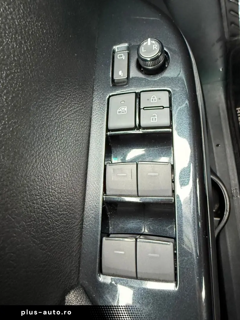 TOYOTA Hilux Double Cab Comfort 4x4