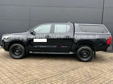 TOYOTA Hilux Double Cab Country 4x4