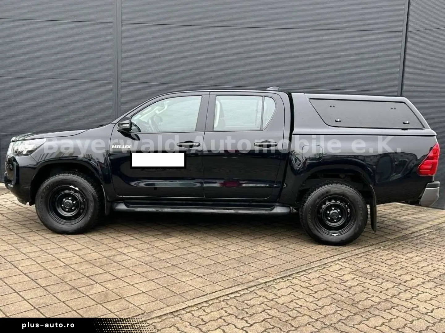 TOYOTA Hilux Double Cab Country 4x4