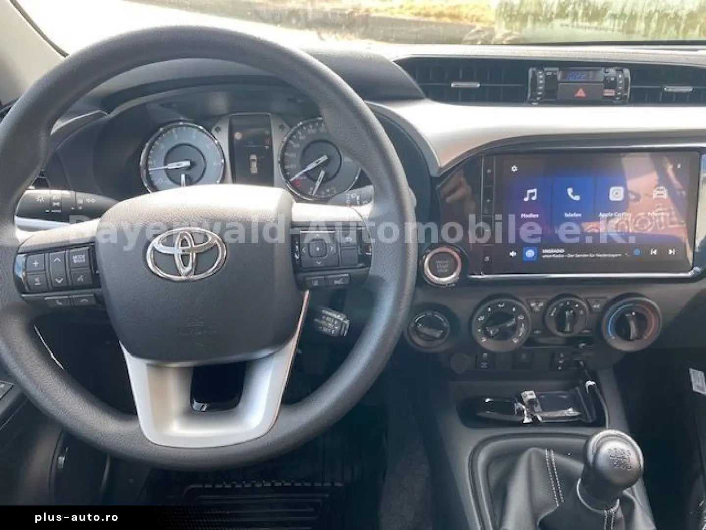 TOYOTA Hilux Double Cab Country 4x4