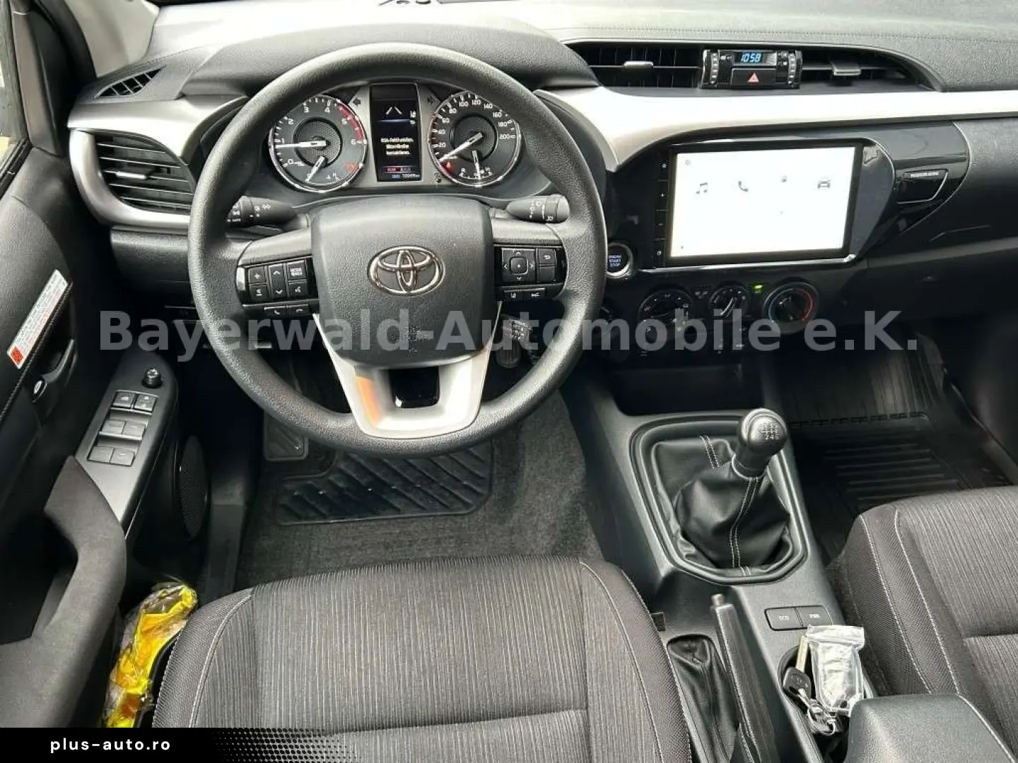 TOYOTA Hilux Double Cab Country 4x4