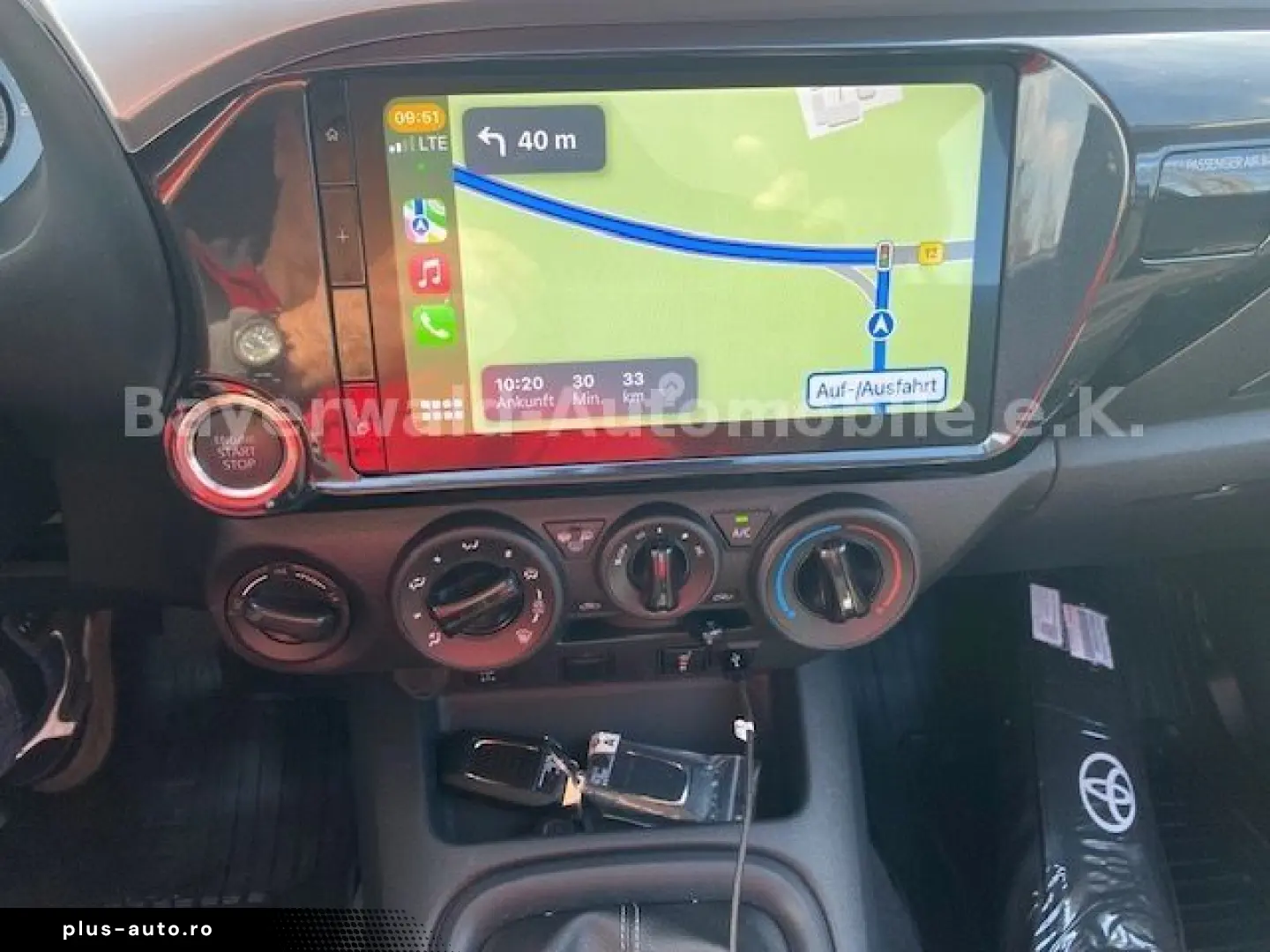 TOYOTA Hilux Double Cab Country 4x4