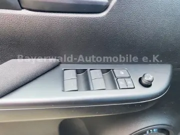 TOYOTA Hilux Double Cab Country 4x4