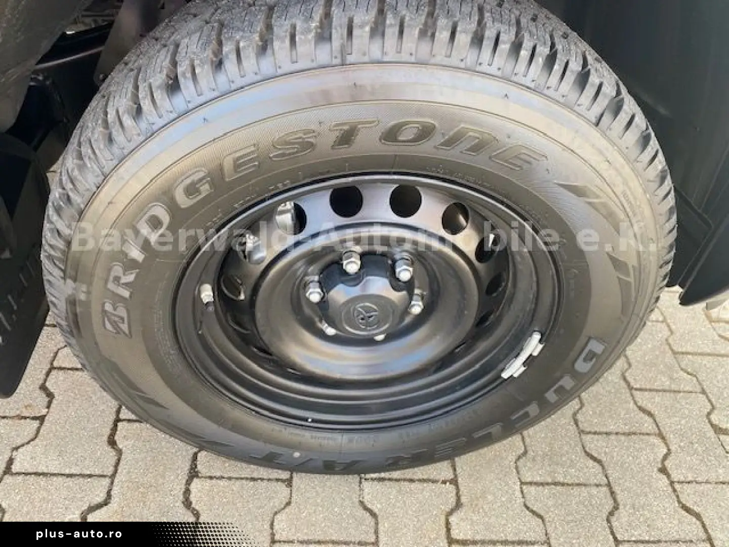 TOYOTA Hilux Double Cab Country 4x4