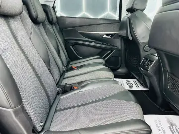 PEUGEOT 5008 2019 1.5D E6 7Locuri Garantie 12 Luni Rate Avan