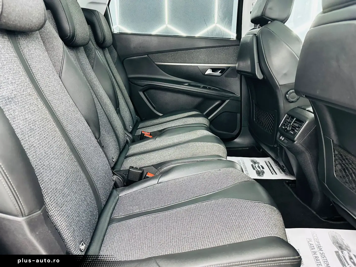 PEUGEOT 5008 2019 1.5D E6 7Locuri Garantie 12 Luni Rate Avan