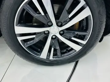 PEUGEOT 5008 2019 1.5D E6 7Locuri Garantie 12 Luni Rate Avan