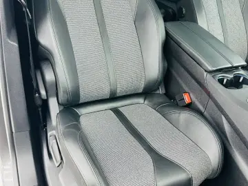 PEUGEOT 5008 2019 1.5D E6 7Locuri Garantie 12 Luni Rate Avan