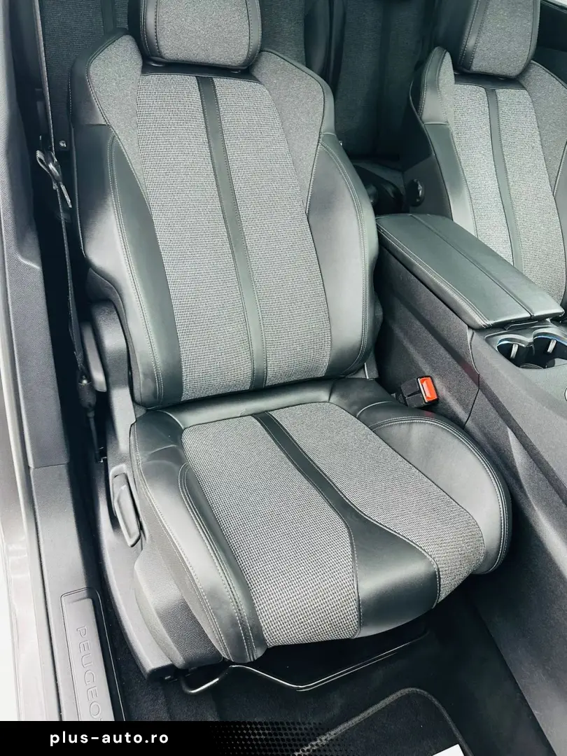 PEUGEOT 5008 2019 1.5D E6 7Locuri Garantie 12 Luni Rate Avan