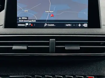 PEUGEOT 5008 2019 1.5D E6 7Locuri Garantie 12 Luni Rate Avan