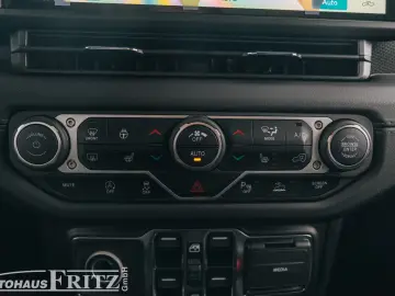 Jeep Gladiator Rubicon X