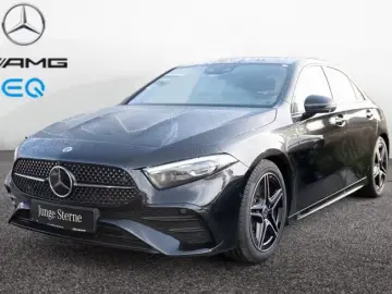 Mercedes-Benz A 220 4M Limo AMG-Sport MLB Pano AHK HUD night