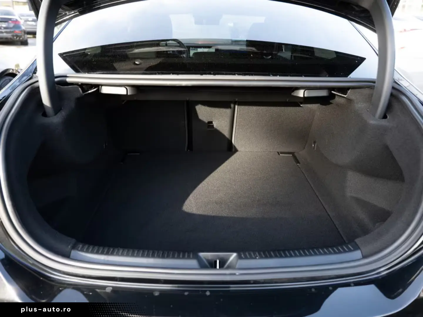 Mercedes-Benz A 220 4M Limo AMG-Sport MLB Pano AHK HUD night