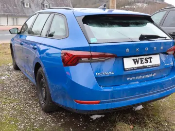 SKODA Octavia Combi 4x4 DSG Navi LED Kamera