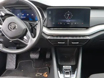 SKODA Octavia Combi 4x4 DSG Navi LED Kamera