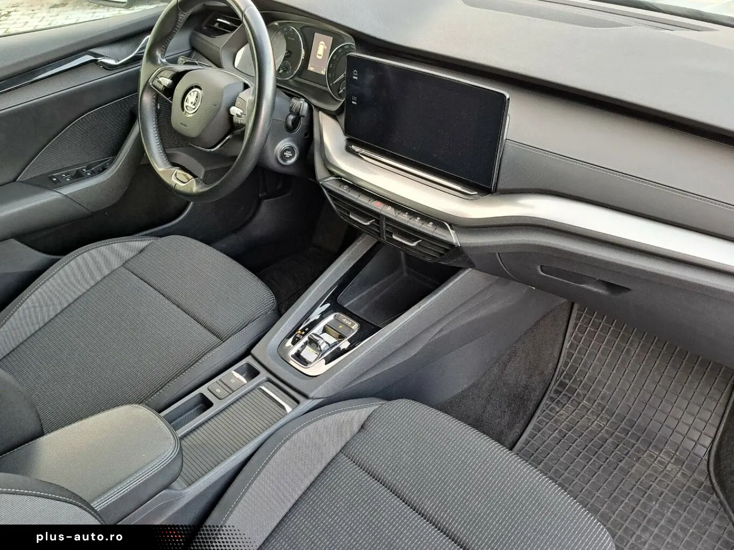 SKODA Octavia Combi 2 0TDI 4x4 Ambition DSG  LED ACC P