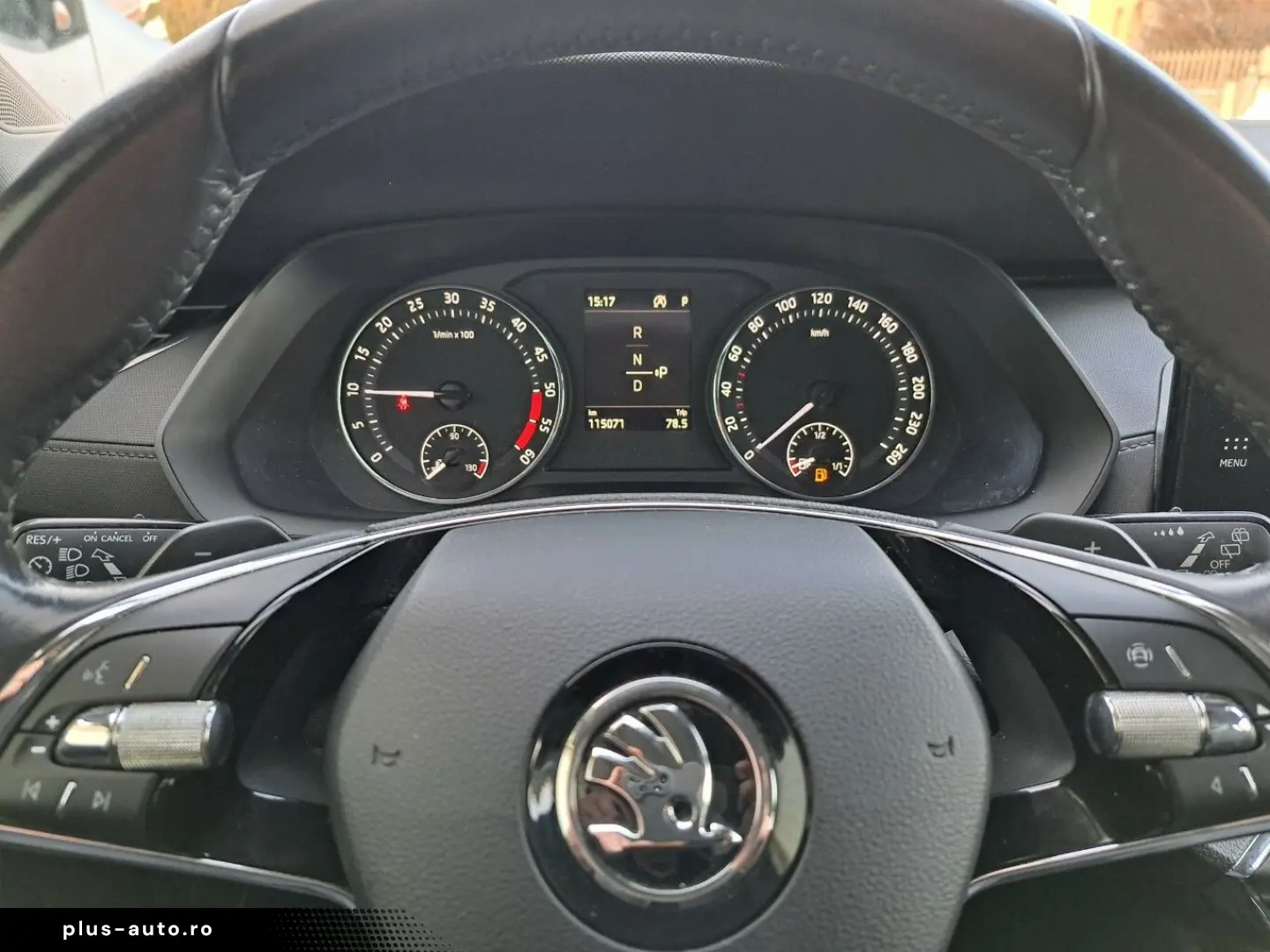 SKODA Octavia Combi 2 0TDI 4x4 Ambition DSG  LED ACC P