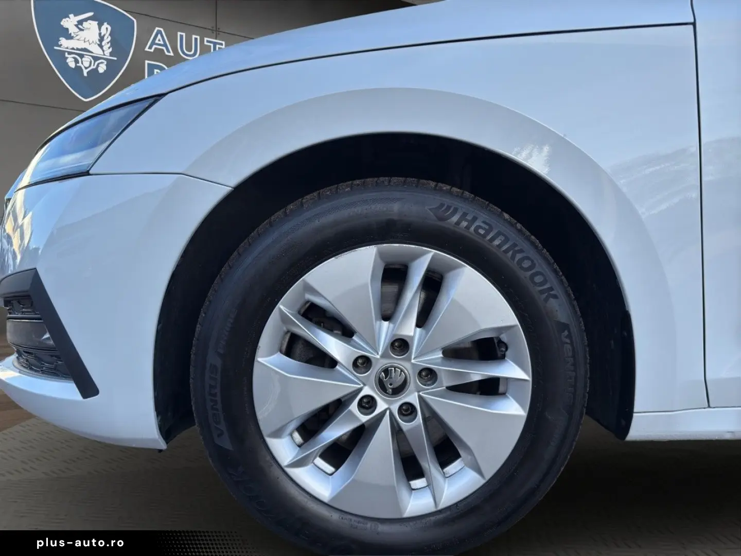 SKODA Octavia C. 2.0 TDI DSG 4x4 Ambition AHK APP NAVI