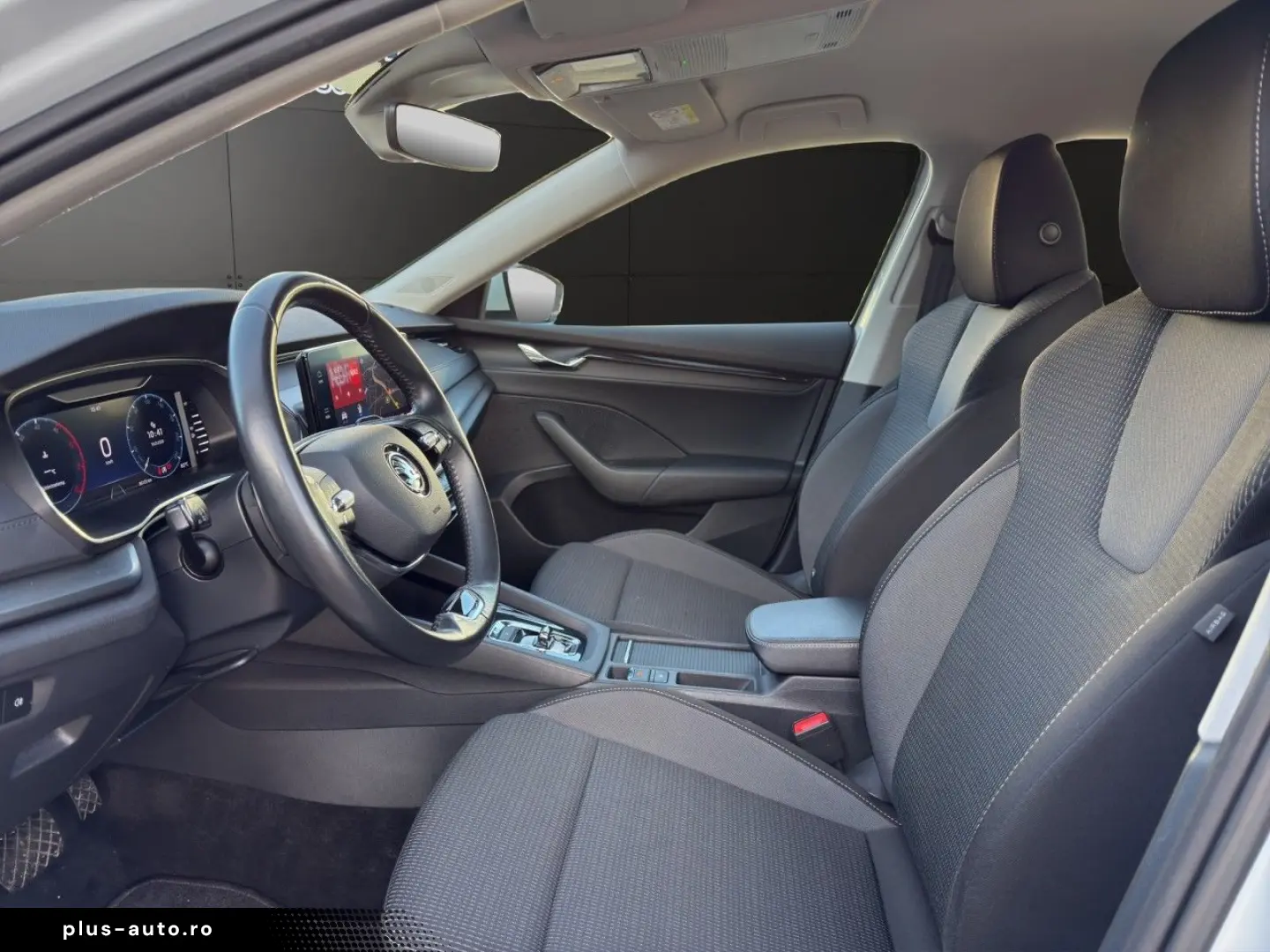 SKODA Octavia C. 2.0 TDI DSG 4x4 Ambition AHK APP NAVI