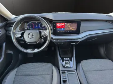 SKODA Octavia C. 2.0 TDI DSG 4x4 Ambition AHK APP NAVI