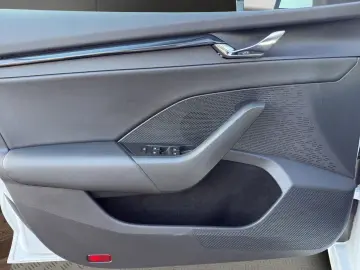 SKODA Octavia C. 2.0 TDI DSG 4x4 Ambition AHK APP NAVI