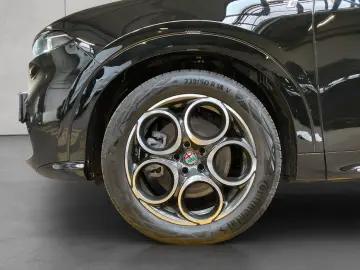 ALFA ROMEO Tonale 1.5 VGT Hybrid Ti