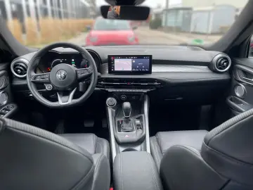 ALFA ROMEO Tonale Ti   Rückfahrkamera   CarPlay