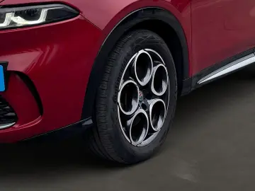 ALFA ROMEO Tonale Ti   Rückfahrkamera   CarPlay