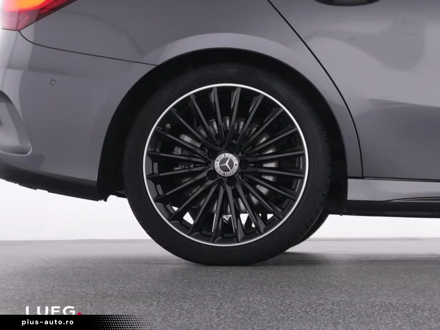 Mercedes-Benz A 220 d AMG MBUX MBeam Pano HUDMem Key 360  19