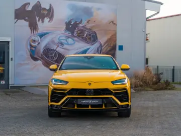 LAMBORGHINI B&O   Akrapovic