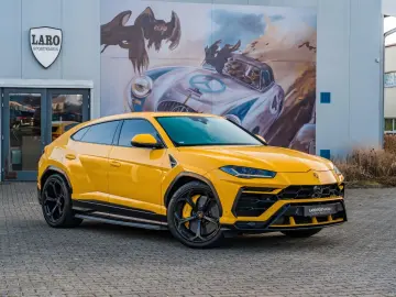 LAMBORGHINI B&O   Akrapovic