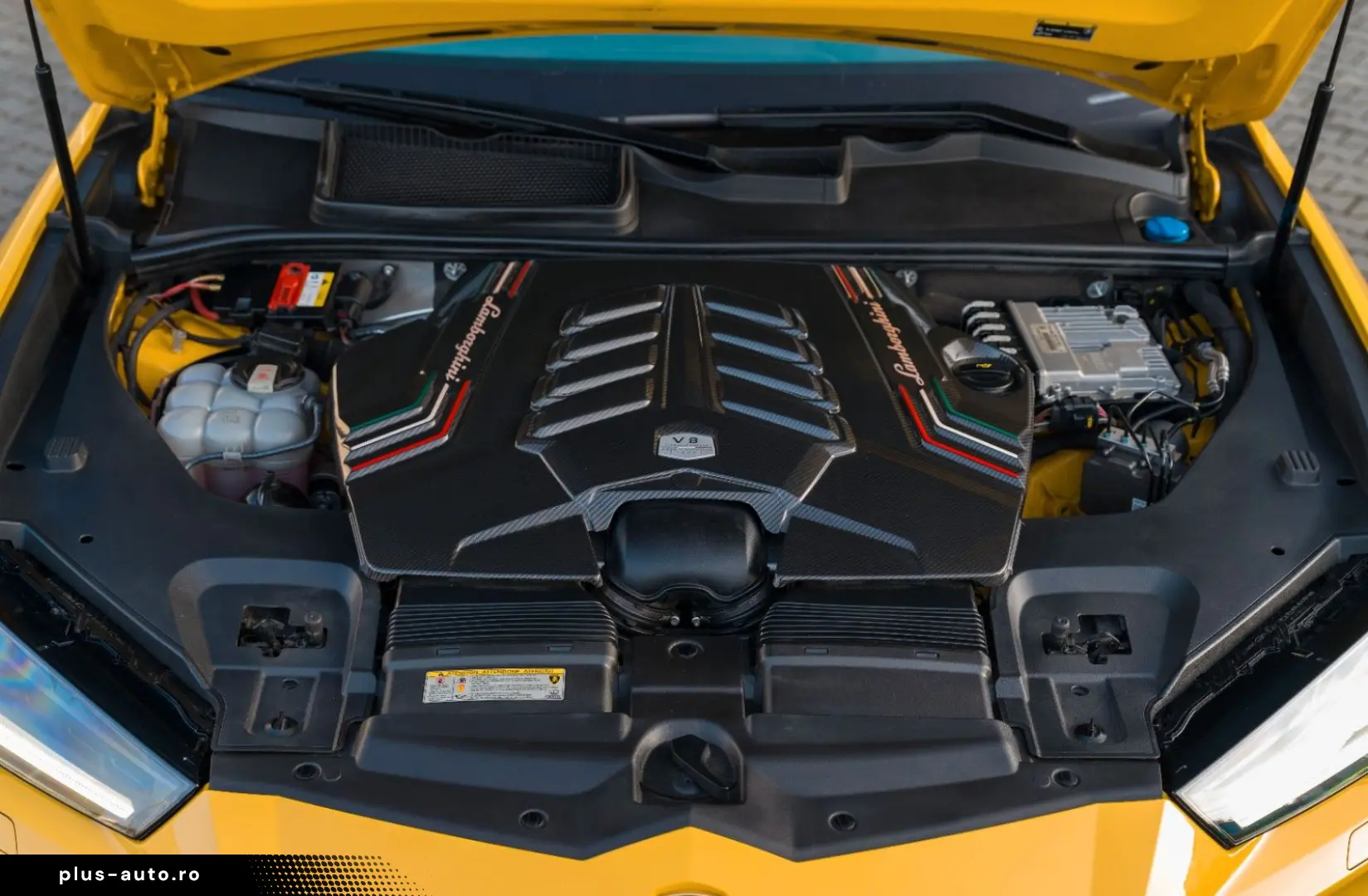 LAMBORGHINI B&O   Akrapovic