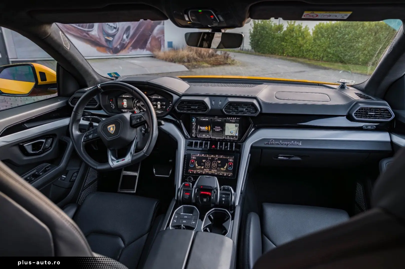 LAMBORGHINI B&O   Akrapovic