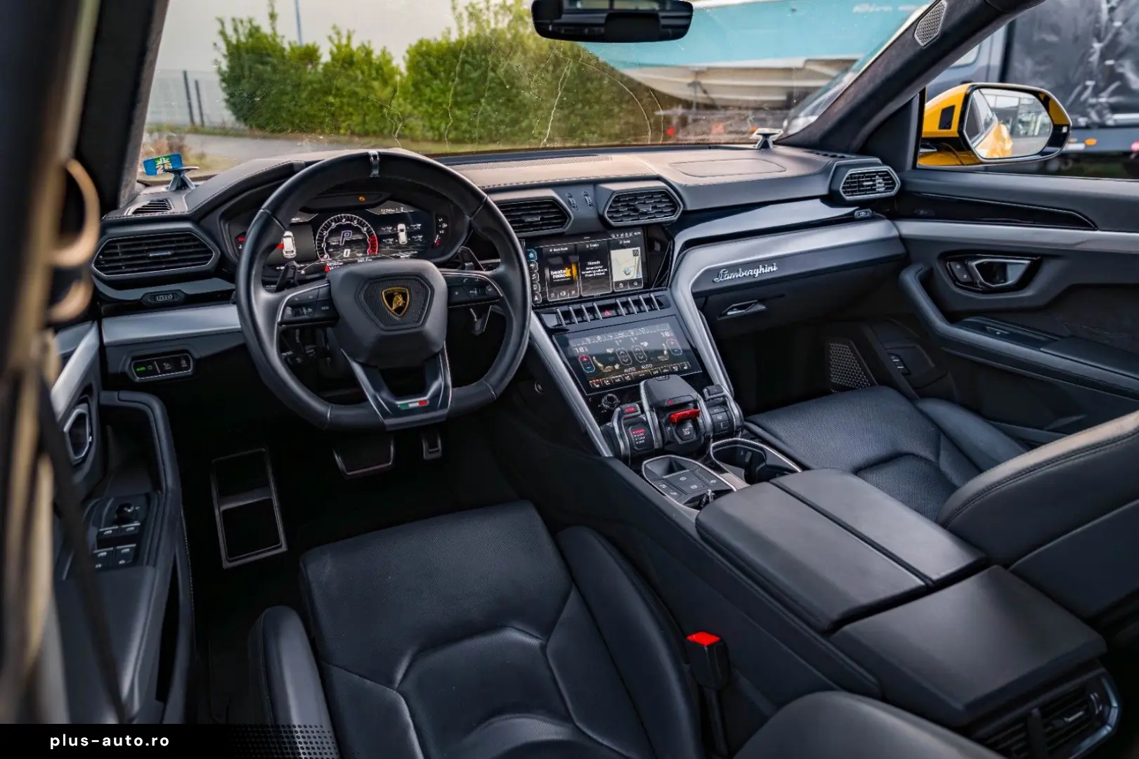 LAMBORGHINI B&O   Akrapovic