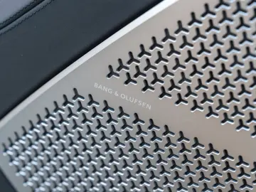 LAMBORGHINI B&O   Akrapovic