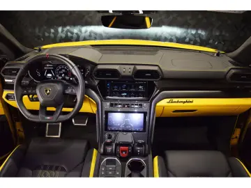 LAMBORGHINI Urus S V8 - GIALLO AUGE