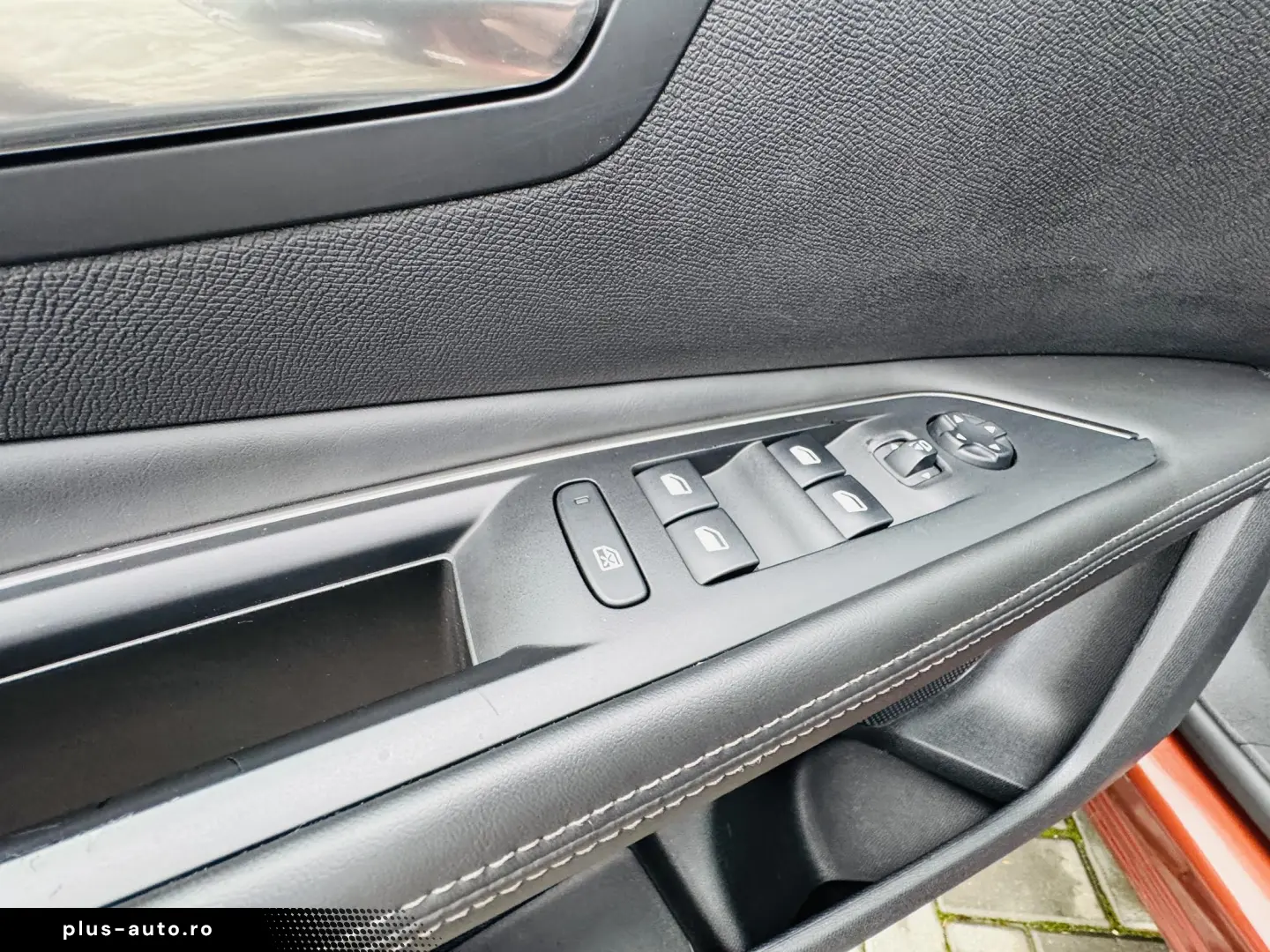 PEUGEOT 3008 Allure 1.2 PureTech 130 cp RAR efectuat