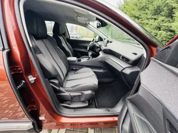 PEUGEOT 3008 Allure 1.2 PureTech 130 cp RAR efectuat