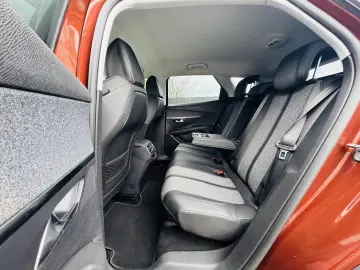 PEUGEOT 3008 Allure 1.2 PureTech 130 cp RAR efectuat