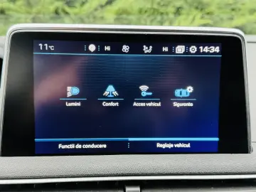 PEUGEOT 3008 Allure 1.2 PureTech 130 cp RAR efectuat