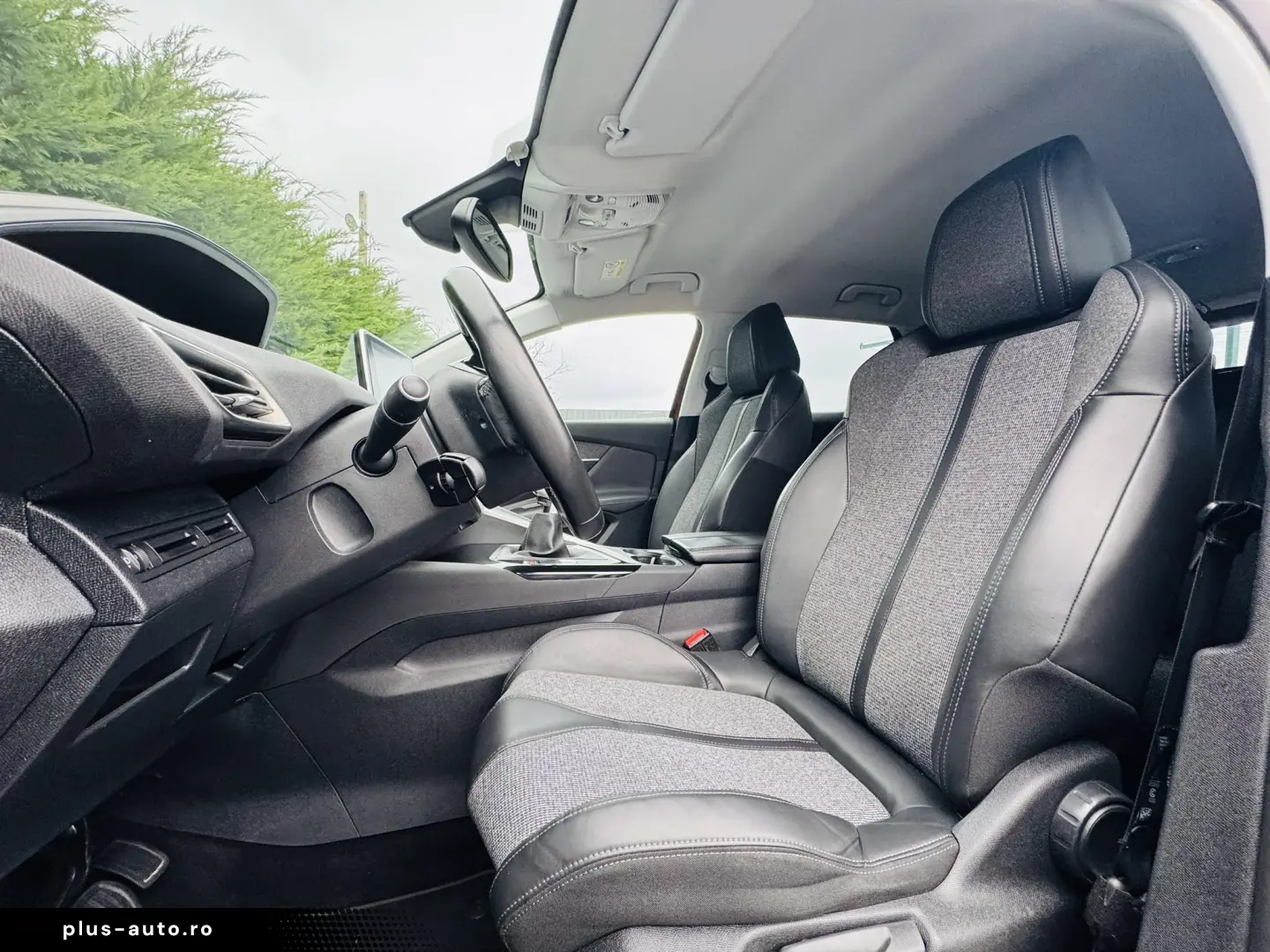 PEUGEOT 3008 Allure 1.2 PureTech 130 cp RAR efectuat