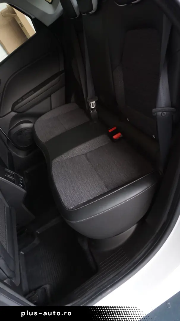 RENAULT CAPTUR 1.6 E-Tech 160CP Intens Plug-In