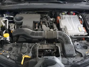 RENAULT CAPTUR 1.6 E-Tech 160CP Intens Plug-In