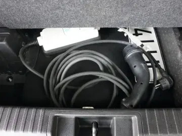 RENAULT CAPTUR 1.6 E-Tech 160CP Intens Plug-In