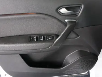 RENAULT CAPTUR 1.6 E-Tech 160CP Intens Plug-In