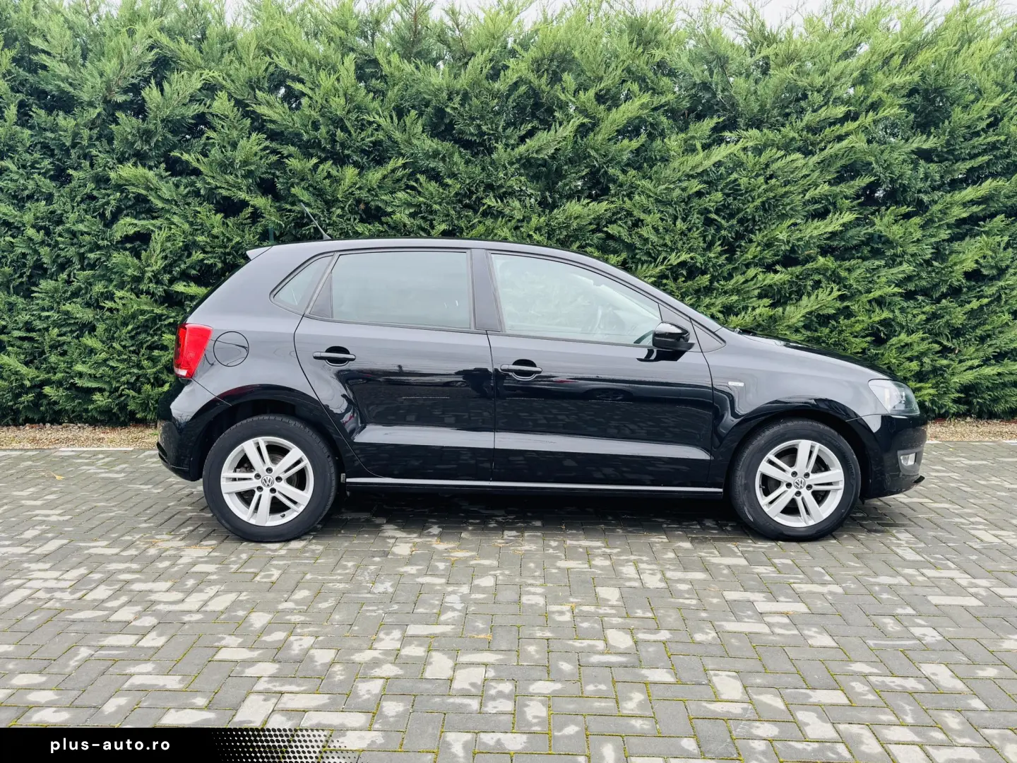 VOLKSWAGEN POLO 1.2 tsi 90 cp Life Edition
